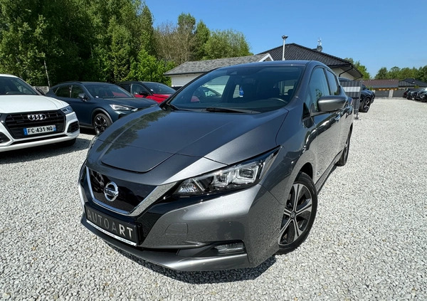 Nissan Leaf cena 83990 przebieg: 26000, rok produkcji 2019 z Sosnowiec małe 742